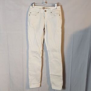 l.e.i. White Denim Low Rise Women's Skinny Jeans